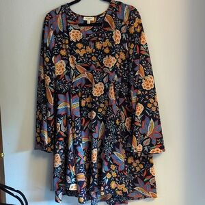 Flowy, colorful tunic or dress